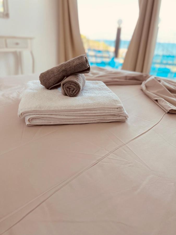 Magic House At Halkida 1M From The Beach! Apartman Chalkís Kültér fotó